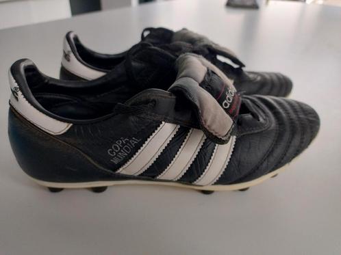 ADIDAS COPA MUNDIAL 39 1/3, Sports & Fitness, Football, Utilisé, Chaussures, Enlèvement