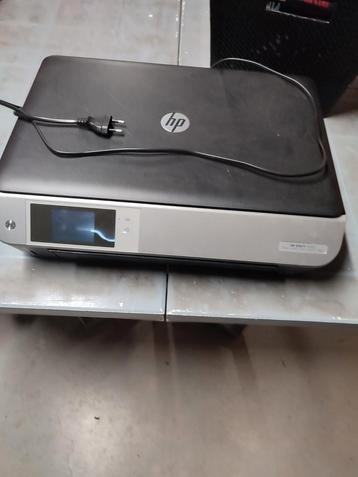 Imprimante HP 5530.