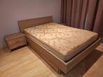 Twijfelaar met 2 bijpassende nachtkastjes, Huis en Inrichting, Slaapkamer | Bedden, Ophalen, Beige, 140 cm, Zo goed als nieuw