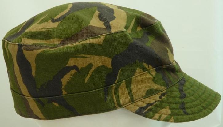 Pet Uniform, Gvt, Woodland Camouflage, maat 61, KL,1992.(5), Verzamelen, Militaria | Algemeen, Landmacht, Kleding of Schoenen
