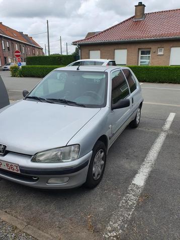 Peugeot 106, Argent ou Gris, Achat, Boîte manuelle, Noir