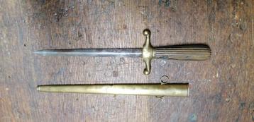 18-19e eeuwse stylus  beschikbaar voor biedingen