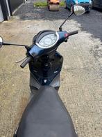 A klasse piagio fly en liberty ( zonder rijbewijs), Ophalen, Honda