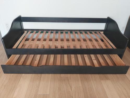 Één persoonsbed met tweede bedlade., Huis en Inrichting, Slaapkamer | Bedden, Gebruikt, Eenpersoons, 90 cm, 200 cm, Hout, Bruin