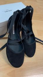 Nieuwe Zwart velours Ballerinas van &Other stories ,maat -41, Kleding | Dames, Other stories, Zwart, Nieuw, Ballerina's