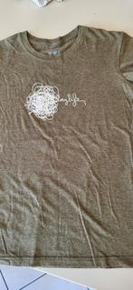 T-shirt maat s, Ophalen, Gedragen