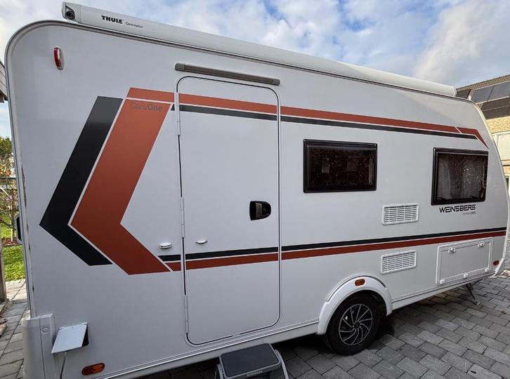Caravan Weinsberg CaraOne Edition HOT QD 420, Caravans en Kamperen, Caravans, Particulier, tot en met 3, 1000 - 1250 kg, Treinzit