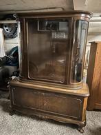 Vitrine kast chippendale, Ophalen