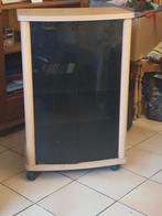 Tv kast nog in goede staat, met zwarte glazen deuren., Ophalen