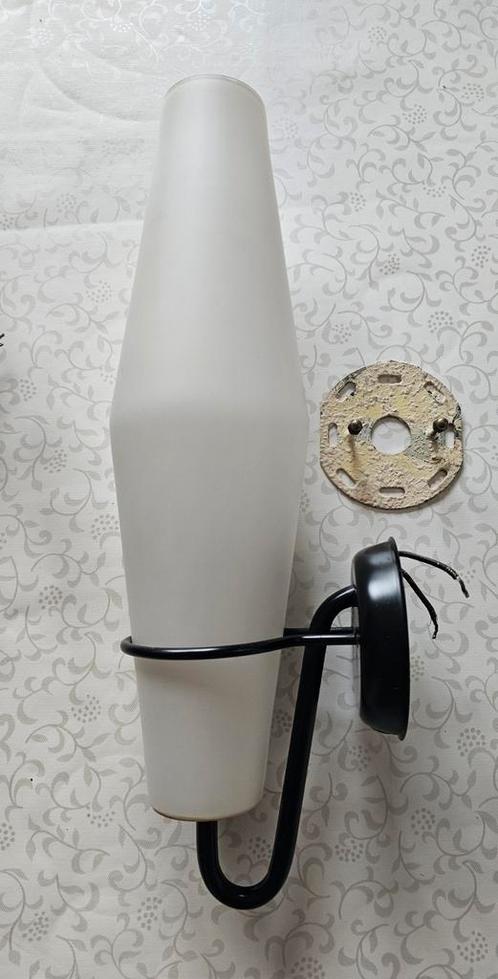 Retro vintage lamp melkglas, Huis en Inrichting, Lampen | Wandlampen, Glas, Ophalen of Verzenden