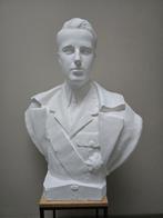 Buste du roi Baudouin Eugène J. De Bremaecker 1956, Collections, Maisons royales & Noblesse, Enlèvement