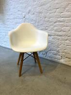 Vitra Eames DSW chair kinderformaat, Overige typen, Zo goed als nieuw, Ophalen
