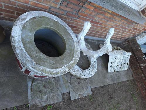 Waterput van beton met pot nieuwe verf + kleurpigment, Tuin en Terras, Waterpartijen en Fonteinen, Gebruikt, Overige typen, Beton