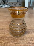 Booms glas vaasje, Ophalen