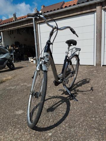 7 fietsen van verschillende prijsklassen  beschikbaar voor biedingen