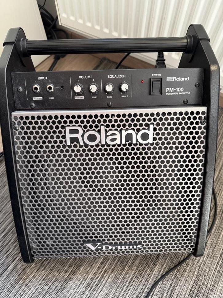 Roland PM-100, Muziek en Instrumenten, Versterkers | Keyboard, Monitor en PA, Zo goed als nieuw, Monitor(versterker), Ophalen of Verzenden