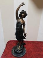 Prachtig bronzen beeld, getekend chiparus, hoogte 41 cm, Antiek en Kunst, Ophalen of Verzenden