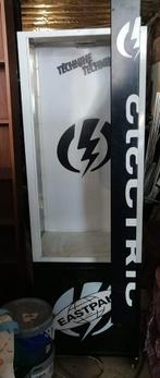 Vitrinekast Technine Eastpak, Huis en Inrichting, Ophalen, Gebruikt