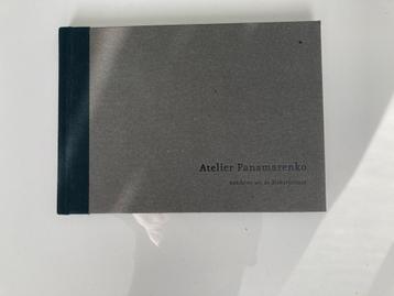 Atelier Panamarenko gesigneerd boek beschikbaar voor biedingen