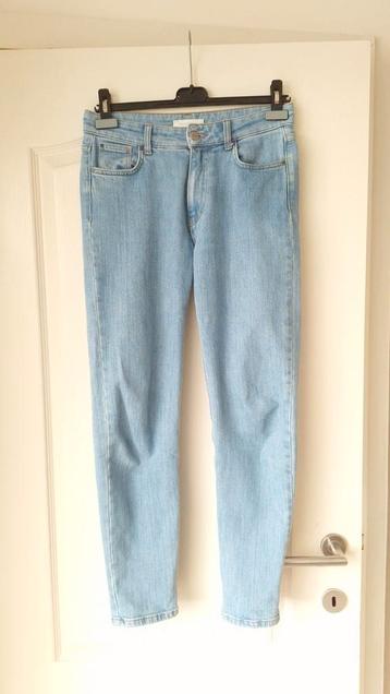 Twothirds jeans  beschikbaar voor biedingen