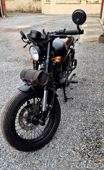 Nieuwe 125cc-archiefmotorfiets beschikbaar voor biedingen