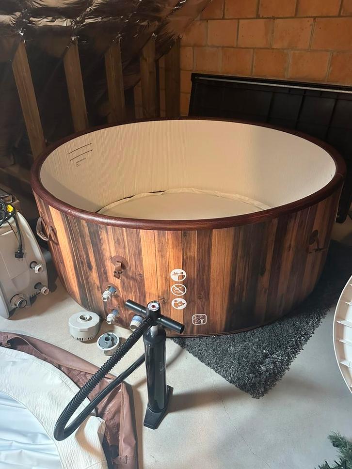 Luxe lay z spa, Tuin en Terras, Bubbelbaden en Hottubs, Zo goed als nieuw, Filter, Ophalen