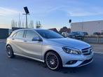 Mercedes-Benz A 180 I AMG-LINE I 2014, Auto's, Voorwielaandrijving, 4 cilinders, 1600 cc, Leder en Stof