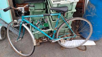 3 fietsen 30 euro/stuk beschikbaar voor biedingen