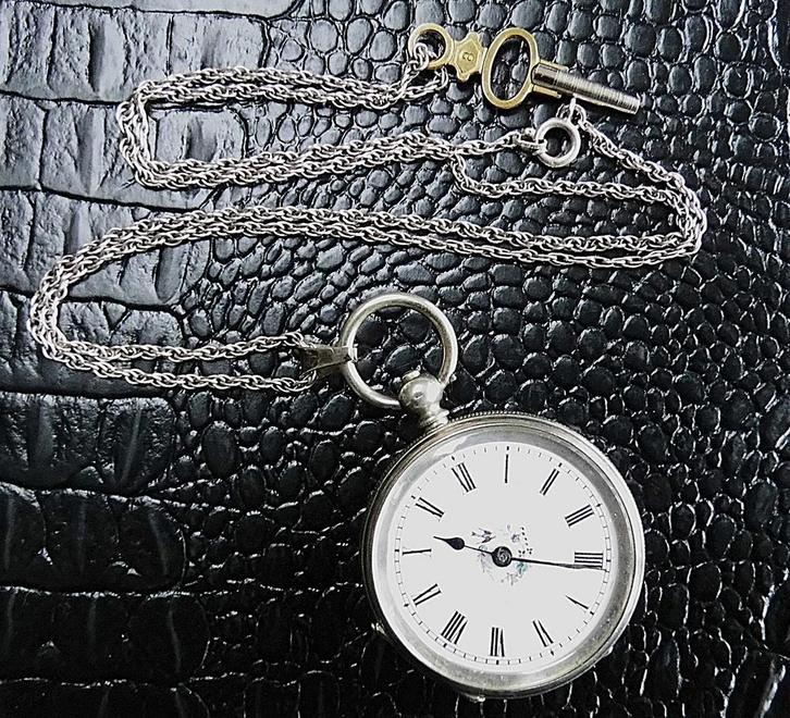 Antiek Zwitsers zakhorloge 800 zilver, Handtassen en Accessoires, Horloges | Antiek, Zakhorloge, Zilver, Ophalen of Verzenden