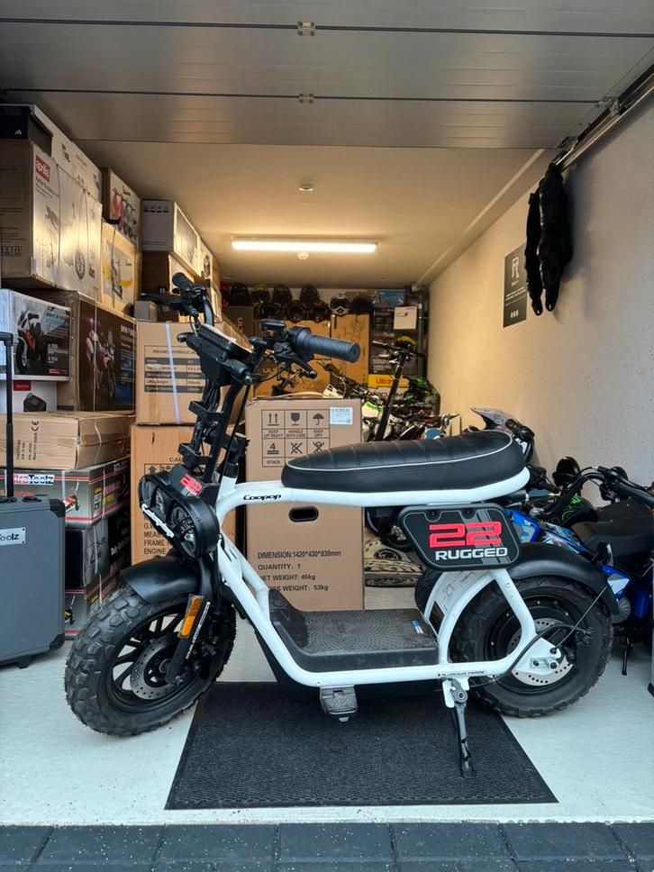Coopop 22 Rugged E-Cruiser E-Scooter IN 5 KLEUREN NIEUW !, Fietsen en Brommers, Scooters | Yamaha, Nieuw, Overige modellen, Elektrisch