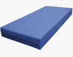Matras:  zorgmatras koudschuim, Ophalen, Zo goed als nieuw