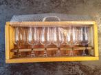 6 wijnglazen Foire du Vin in houten kistje, Enlèvement ou Envoi