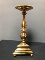 Pied de lampe en bronze doré