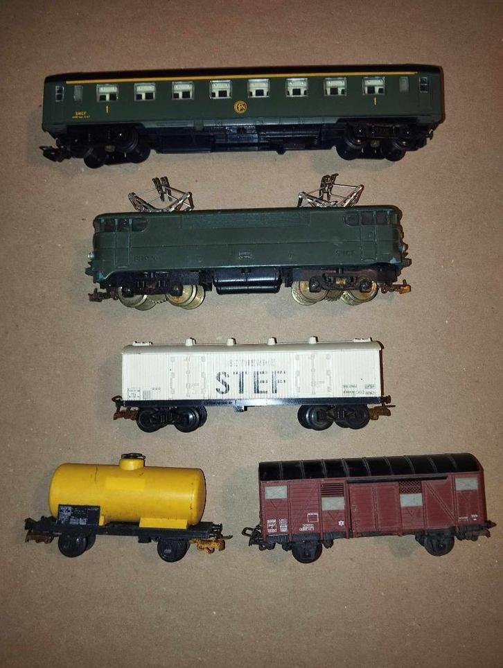 Jouef HO loco 9201 + 12 auto's, Hobby en Vrije tijd, Modeltreinen | H0, Gebruikt, Wagon, Jouef, Ophalen