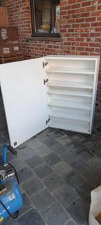 Witte, smalle hangkast met legplanken, Ophalen, Gebruikt