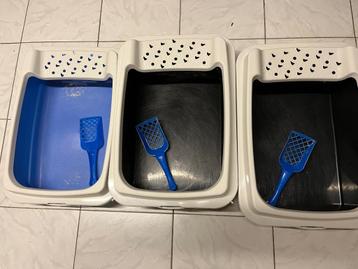 3 kattenbakken beschikbaar voor biedingen