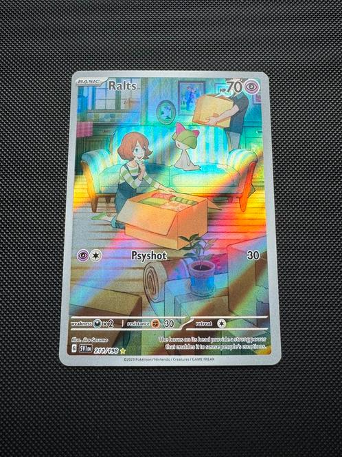Ralts - 211/198 (Scarlet & Violet), Hobby en Vrije tijd, Verzamelkaartspellen | Pokémon, Ophalen of Verzenden
