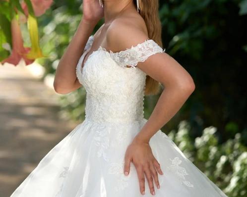 Wedding dress, Kleding | Dames, Trouwkleding en Trouwaccessoires, Zo goed als nieuw, Bruidsmeisjeskleding, Wit, Ophalen