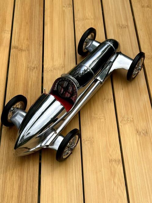 Schitterende  "SILBERPFEIL” 1930 staal - nieuwe - 160€, Hobby en Vrije tijd, Modelauto's | Overige schalen, Nieuw, Auto, Ophalen of Verzenden