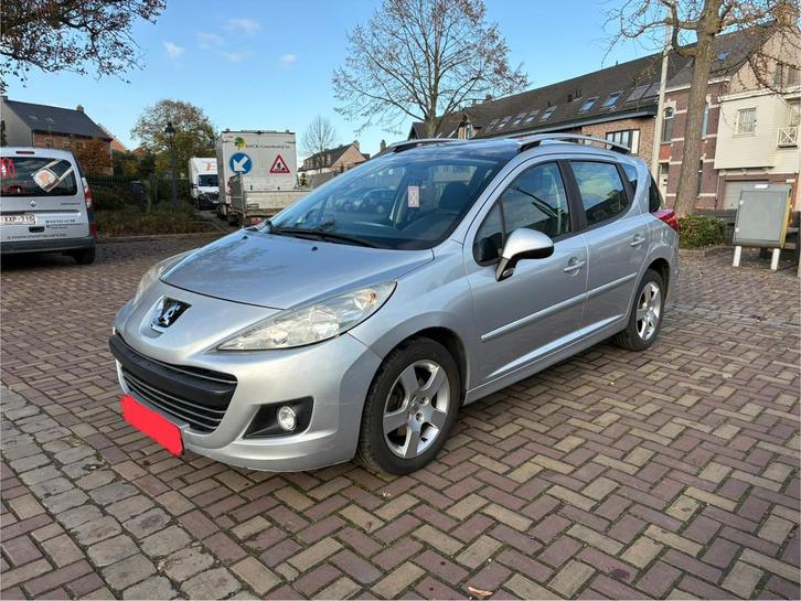 Peugoet benzine Automaat, Auto's, Peugeot, Particulier, ABS, Adaptive Cruise Control, Airbags, Airconditioning, Alarm, Bluetooth