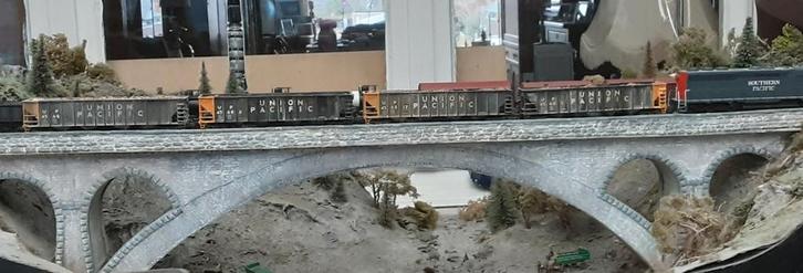 HO, 4 Amerikaanse wagons, gelijkstroom, Ünion Pacific., Tickets & Billets, Musées