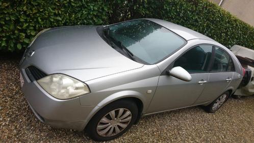 2006 Nissan Primera 1.8 benzine Hatchback. Afbraak/autocross, Auto diversen, Ongevalwagen, Handgeschakeld, Benzine, Berline, Zilver of Grijs