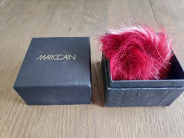 Sleutelhangers Marc Cain en Ted Baker beschikbaar voor biedingen