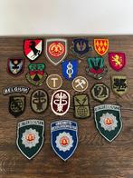 lot militaire en andere patches emblemen, Verzamelen, Militaria | Algemeen, Ophalen of Verzenden, Landmacht, Lintje, Medaille of Wings