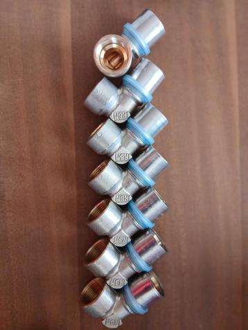 6-hoekige meerlaagse connector diam 26x3 vrouwelijk 3/4  beschikbaar voor biedingen