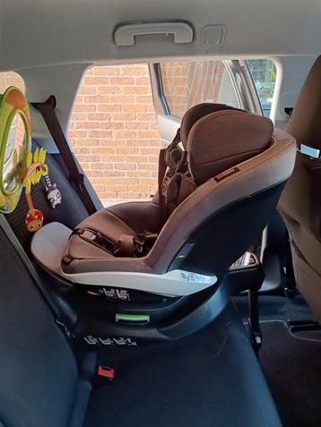 Besafe izi-twist autostoel met verkleinkussen beschikbaar voor biedingen