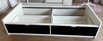Bed FLAXA 90x200 (2 stuks beschikbaar!) beschikbaar voor biedingen
