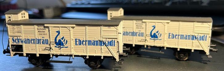 3142. 2 „Schwanenbräu” H0 Brawa-auto's., Hobby en Vrije tijd, Modeltreinen | H0, Gebruikt, Wagon, Ophalen of Verzenden