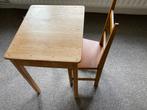 Kleutertafel en stoel van kleuterschool in hout (100 jaar ou, Ophalen