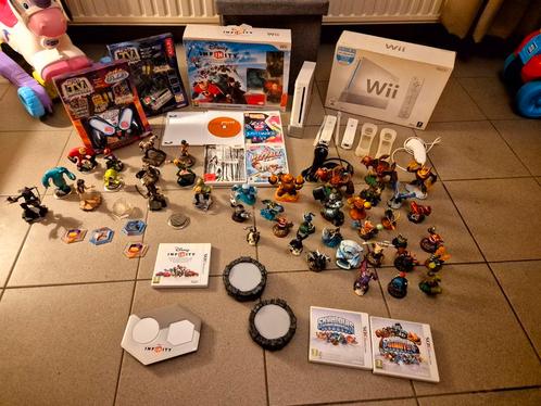 Nintendo Pakket, Games en Spelcomputers, Games | Nintendo Wii, Zo goed als nieuw, Platform, 3 spelers of meer, Vanaf 3 jaar, Ophalen